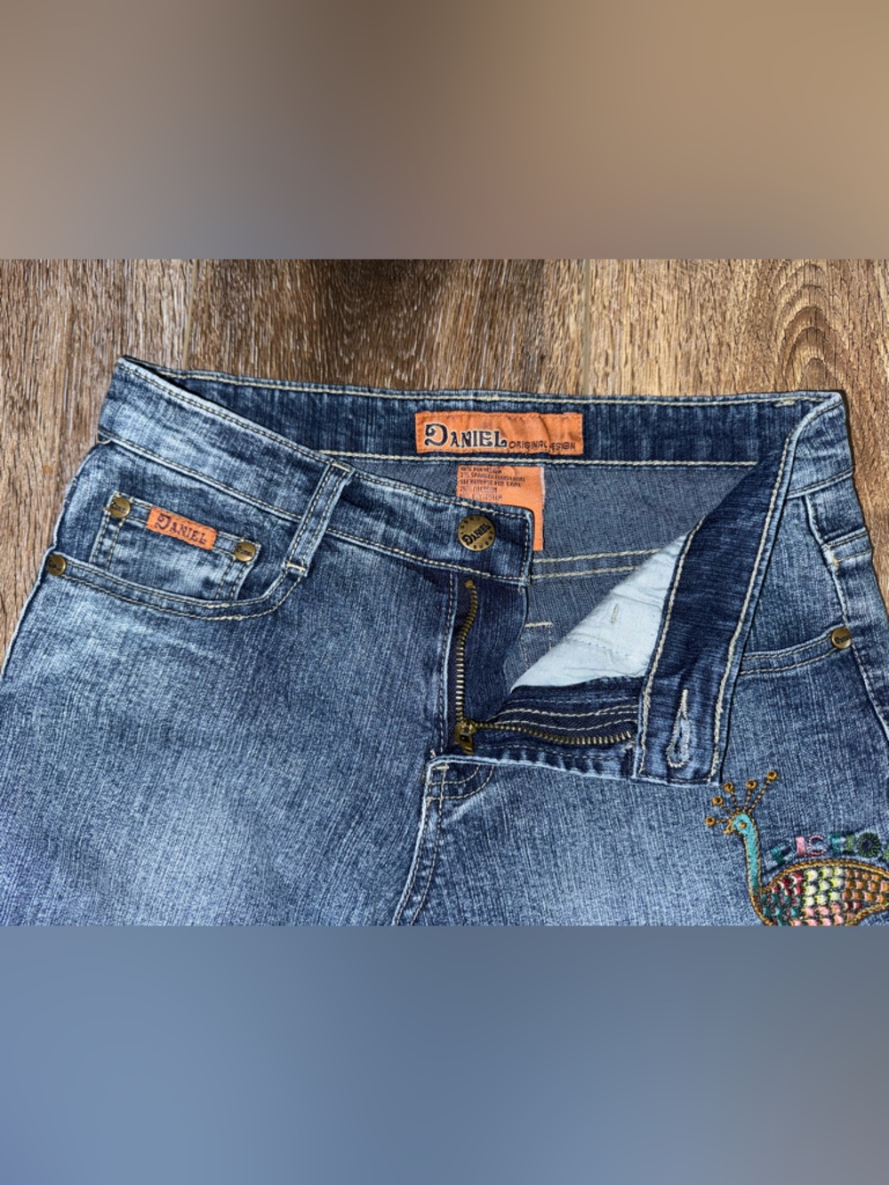 Vintage 90s DANIEL Original Design Embroidered Peacock Floral Jeans Size 3-4 - Picture 4 of 14